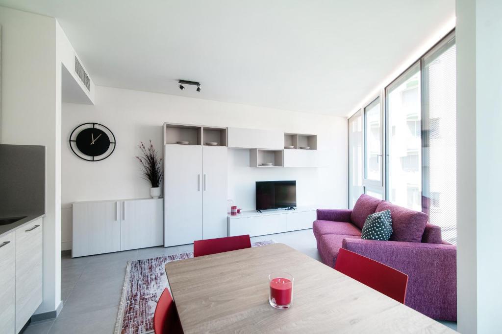 Flat Iron Apartments by Quokka 360 - modern building 5 min from the centre of Lugano - Deluxe Apartment
