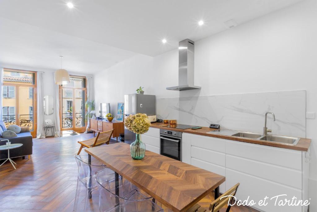 Magnificent 2 bedroom downtown with AC - Dodo et Tartine