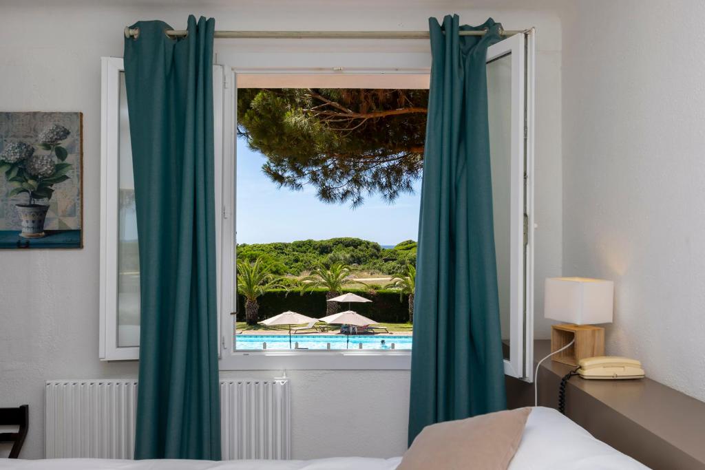 Hôtel Les Lentisques - 13