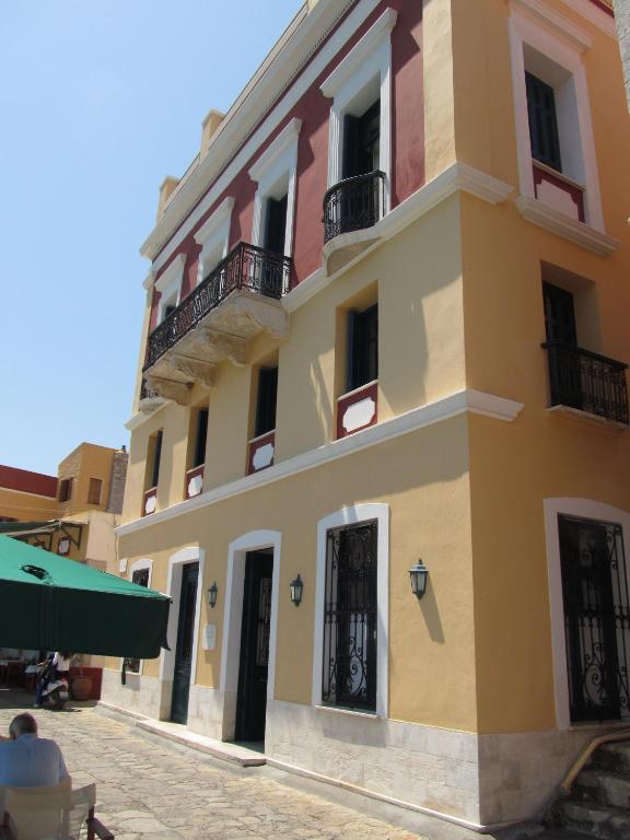 Budova, kde se hotel nachází