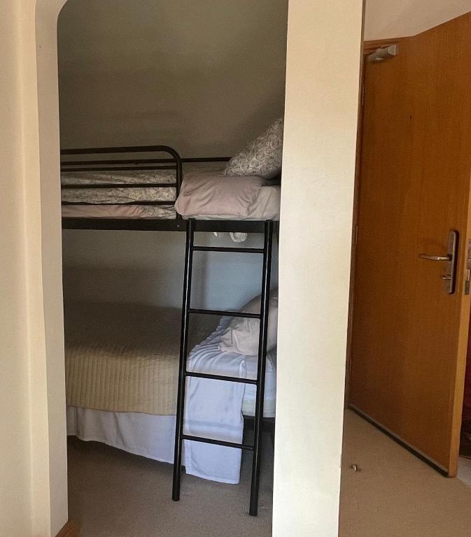 Letto o letti in una camera di O'Domhnaill's Guesthouse - Lig do Scíth