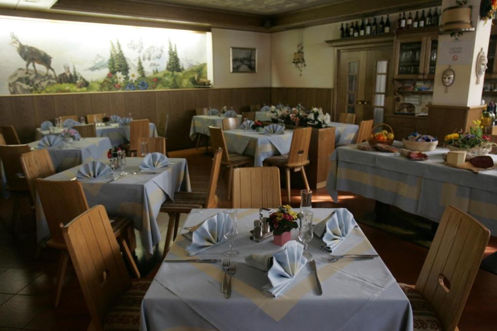 Restaurace v ubytování Hotel Gardenia