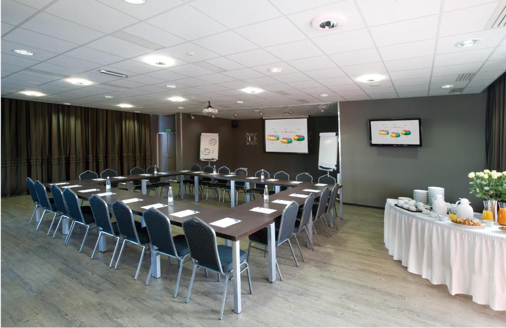 Konferenční prostory v ubytování B&B HOTEL Béthune Bruay-la-Buissière
