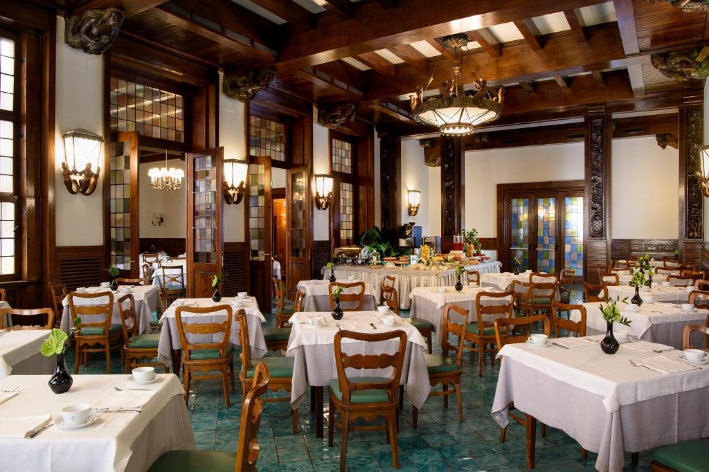 Restaurace v ubytování Bettoja Hotel Atlantico