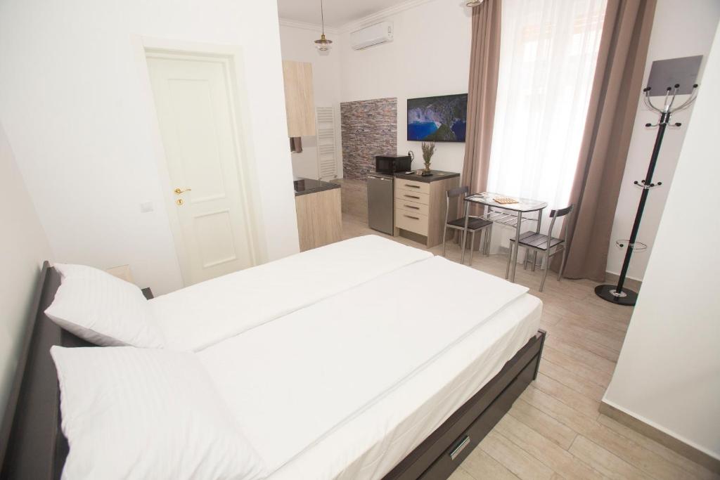 Central 10 - 