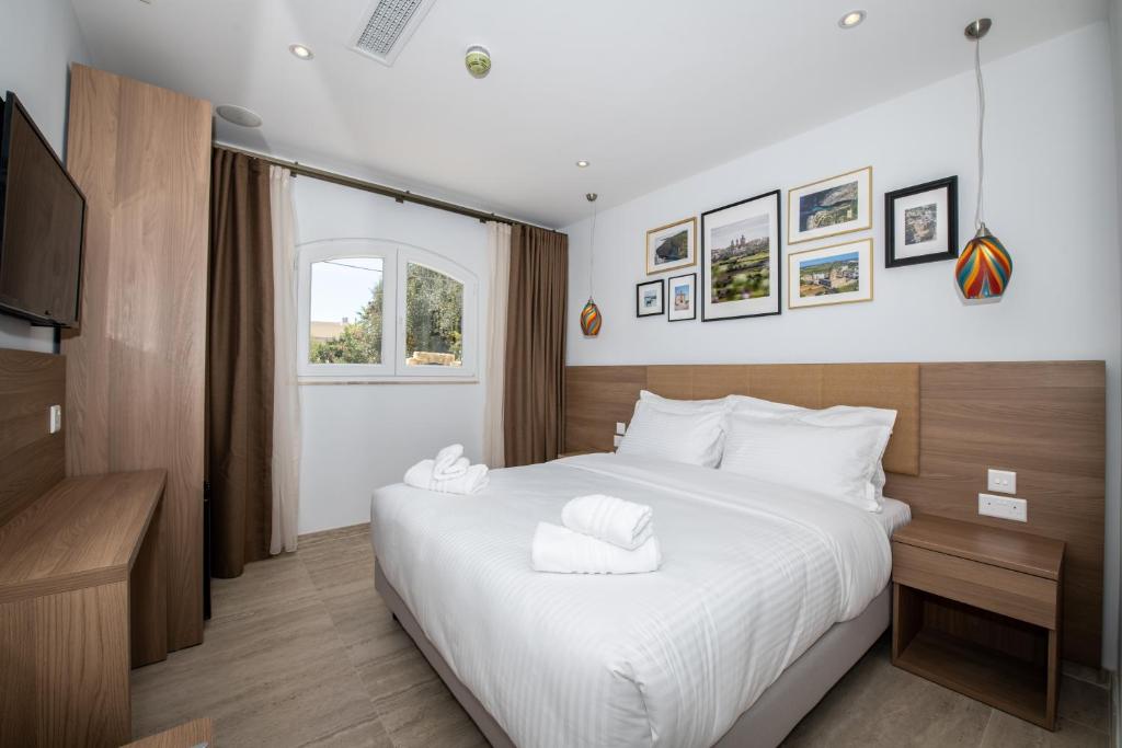 Bliss Boutique Living - Double Room With Private Bathroom