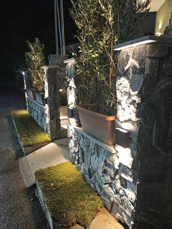 Vonkajšia záhrada v ubytovaní Anastasia Mare Luxury
