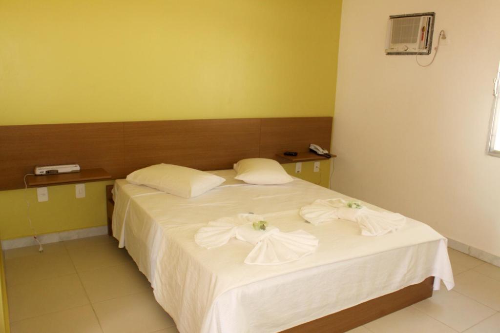  Hotel Abrolhos