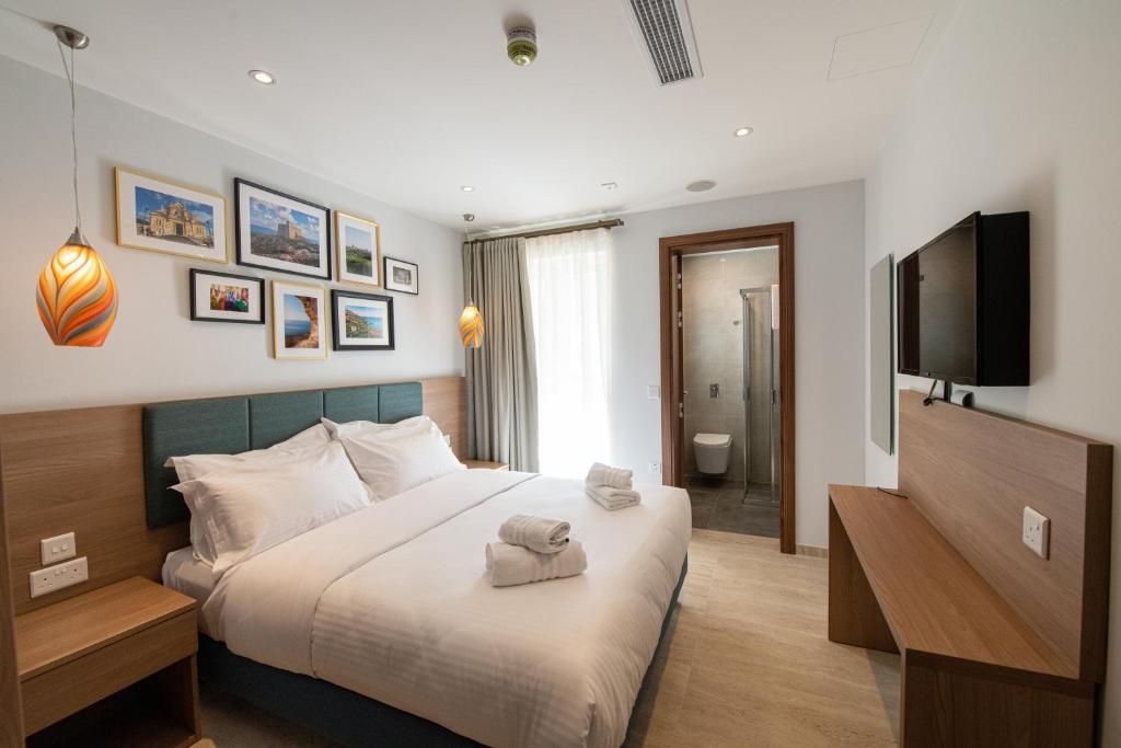 Bliss Boutique Living - Double Room With Balcony