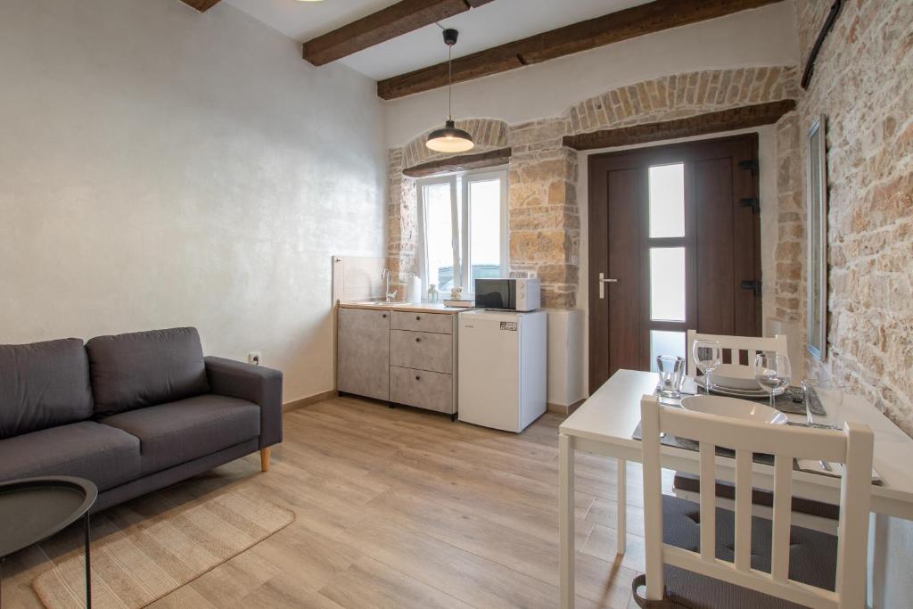 APARTMENTS NESATCIUM PULA - 3