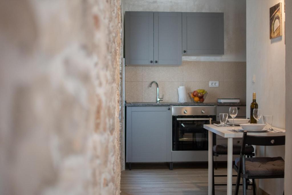 APARTMENTS NESATCIUM PULA - 11