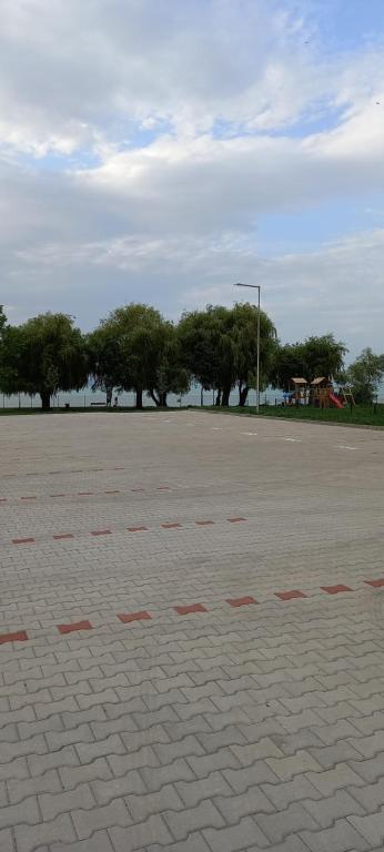 Zdjęcie z galerii obiektu Ikon w Siófoku