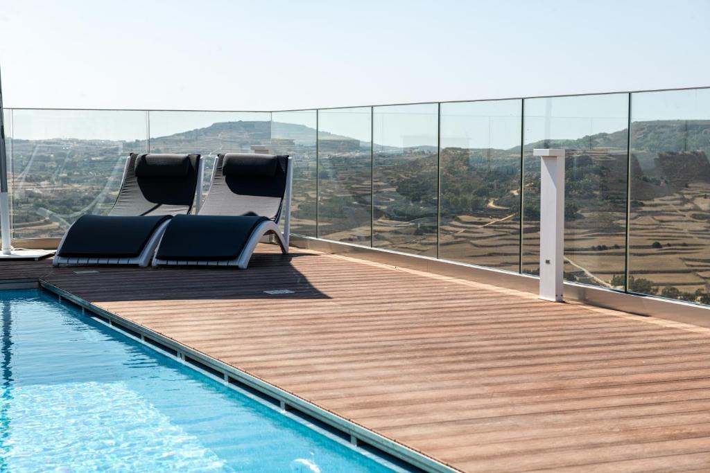 Bliss Boutique Living - 8