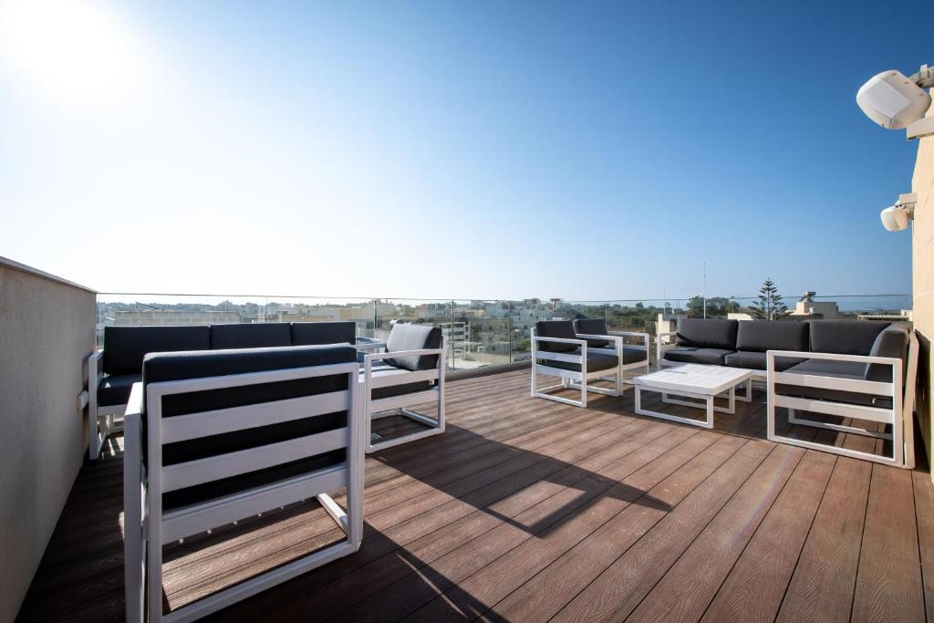 Bliss Boutique Living - 10