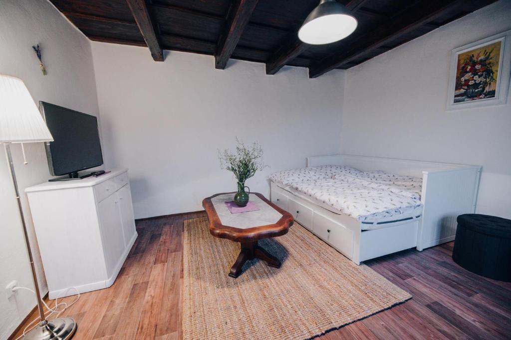 Postel nebo postele na pokoji v ubytování Chalupa Šakvice l Jižní Morava l Pálava