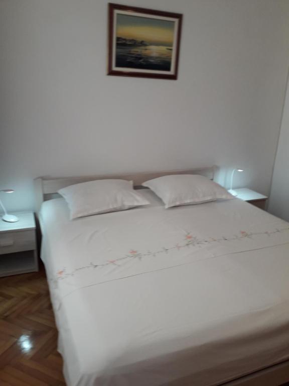 Fotografia z galérie ubytovania Apartmani Dalmacija v destinácii Biograd na Moru