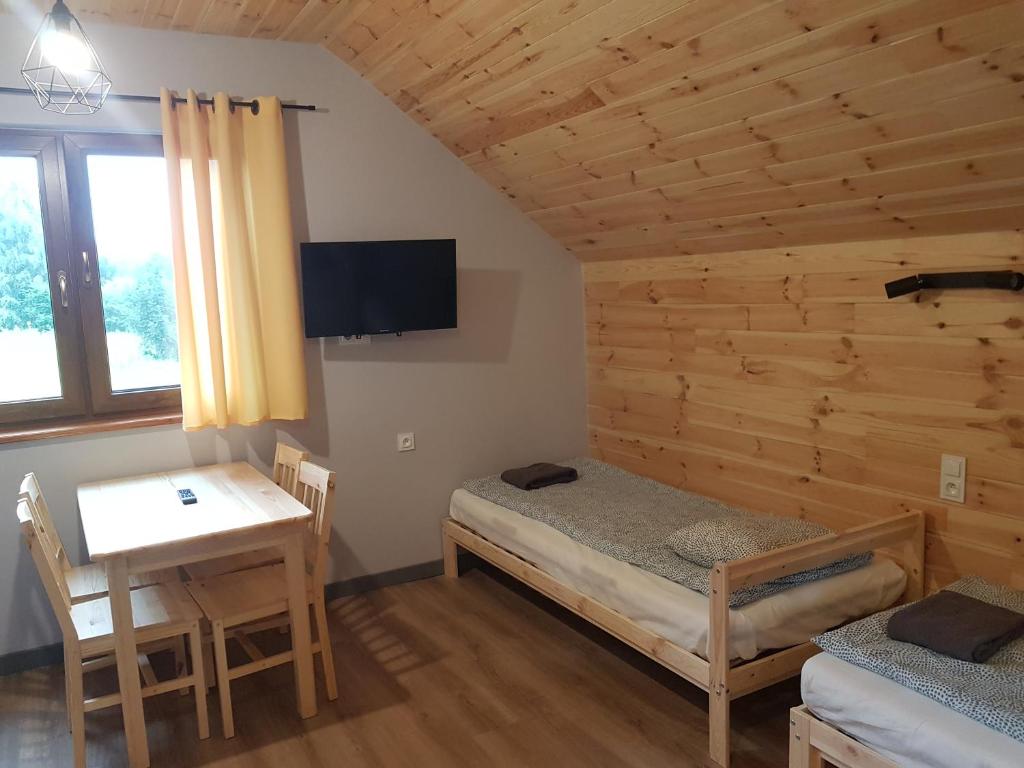 Wrzosowe Wzgórze - Chambre Quadruple Avec Salle De Bain