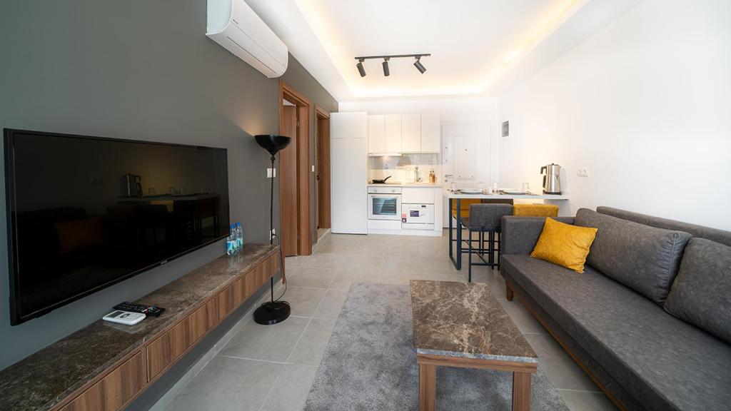 Midpoint Suites - Apartment
