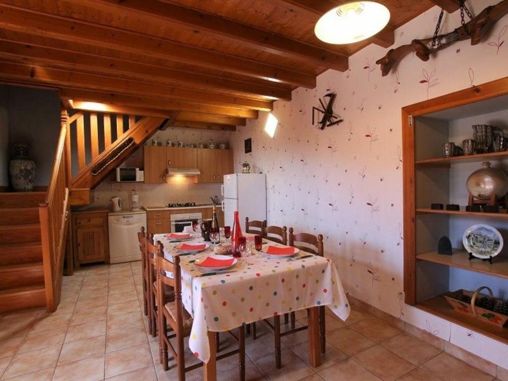 Fotografie z fotogalerie ubytování Gîte en pierre avec terrasses, proche de sites médiévaux, idéal pour famille avec équipements bébé. - FR-1-582-256 v destinaci Boisset