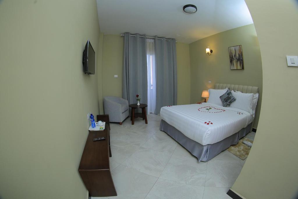 Daisy Hotel photo