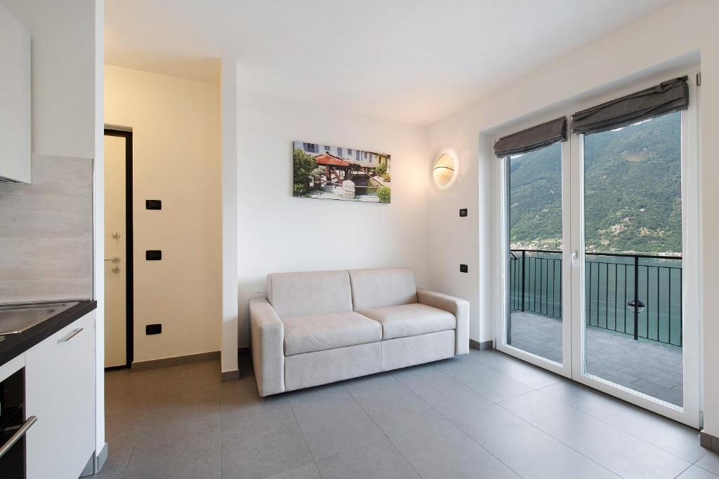 Nespecifikovaný výhled na hory nebo výhled na hory při pohledu z apartmánu