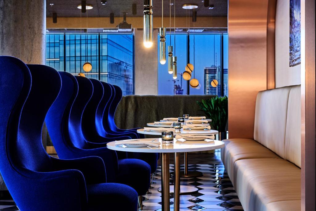 Holiday Inn Express - Warsaw - The HUB by IHG - Resim 42