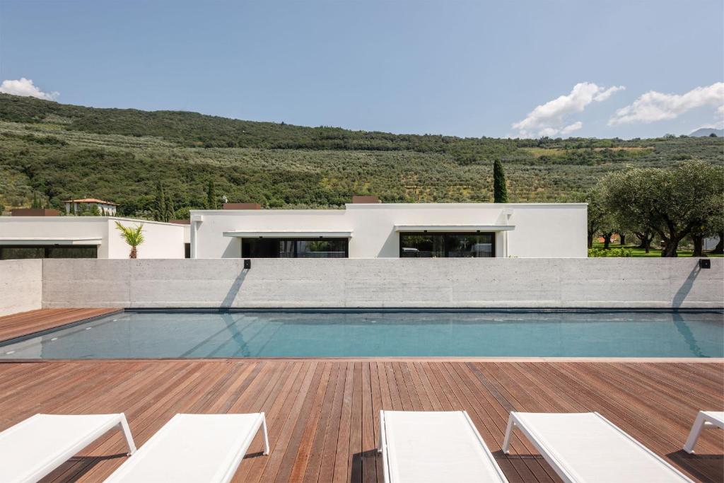 OLEEVA Garda Living - Adults Only