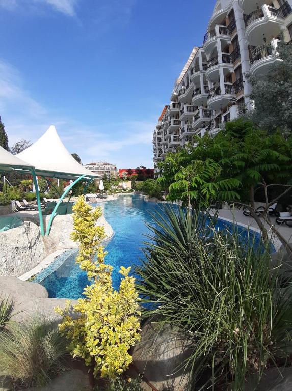 Harmony Suites Grand Resort 11