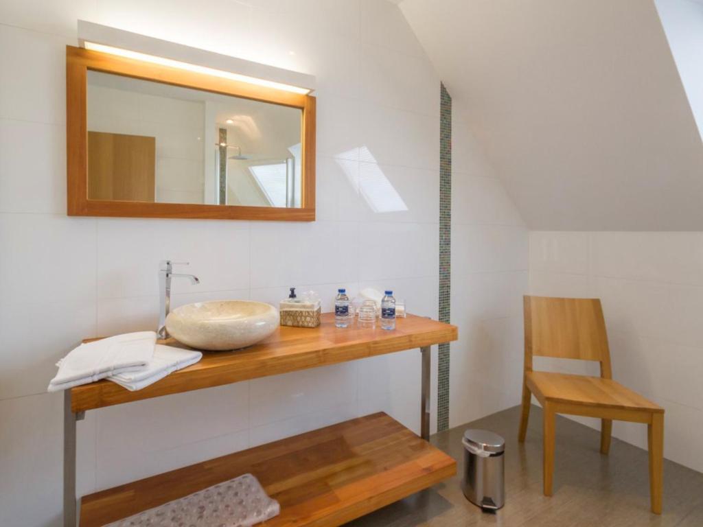 Au Pré Carré - Quadruple Room With Private Bathroom