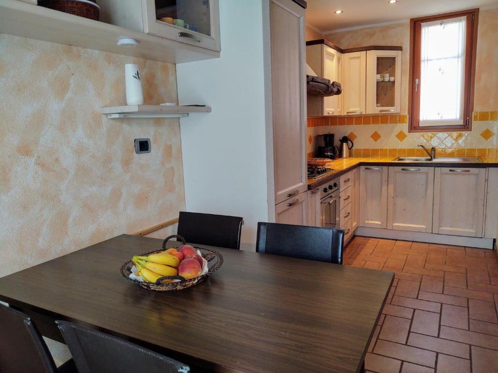 Kuchyň nebo kuchyňský kout v ubytování Holiday Home Leonardo by Interhome