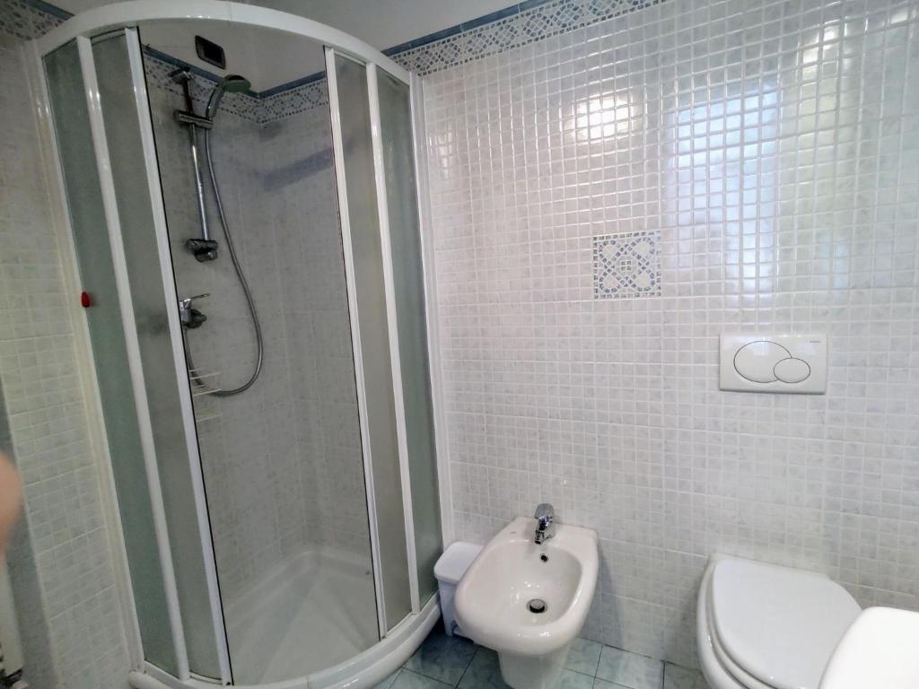 Koupelna v ubytování Holiday Home Leonardo by Interhome