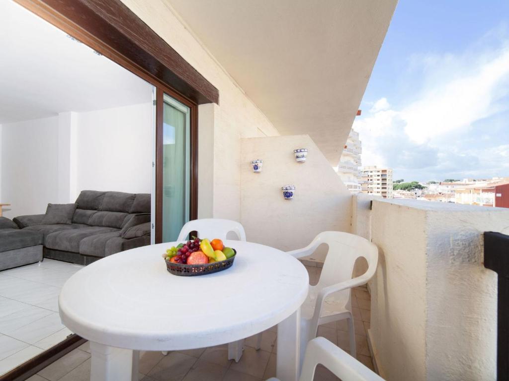 Gallery image of Apartment Garbi Park by Interhome in L'Escala