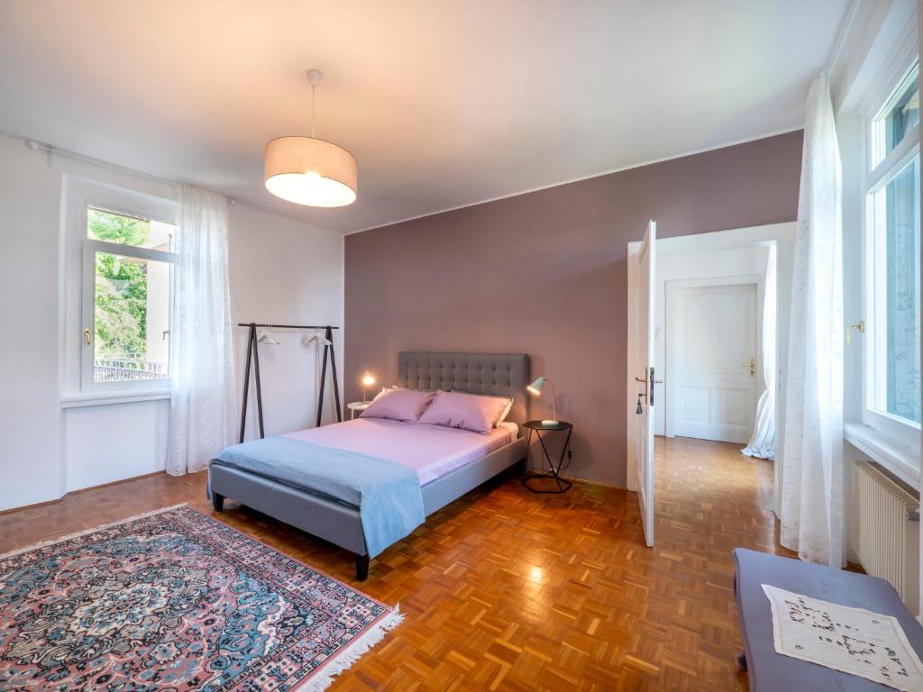 Łóżko lub łóżka w pokoju w obiekcie Holiday Home Casa Con Le Rose by Interhome