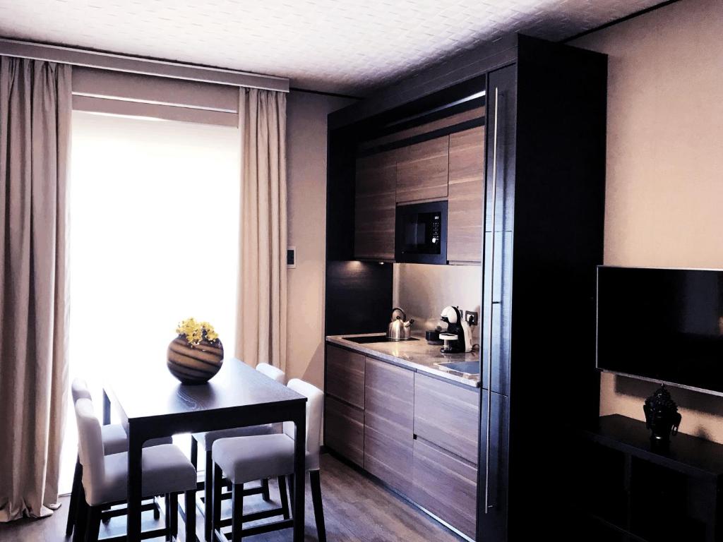 A kitchen or kitchenette at VILLA MARRONE - Relais -