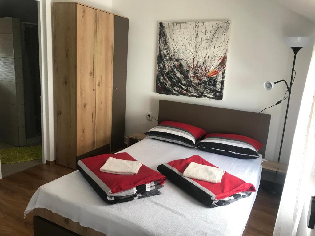Postel nebo postele na pokoji v ubytování Casa de oaspeti Anciupi Vendeghaz