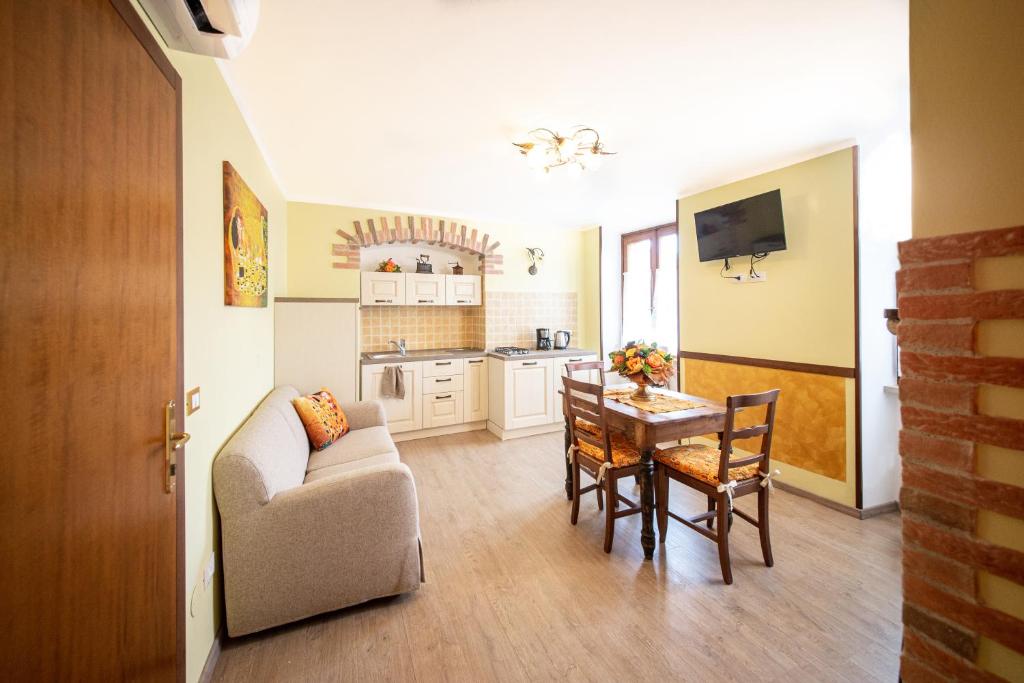 KLIMT HOUSE - Two-Bedroom Apartment