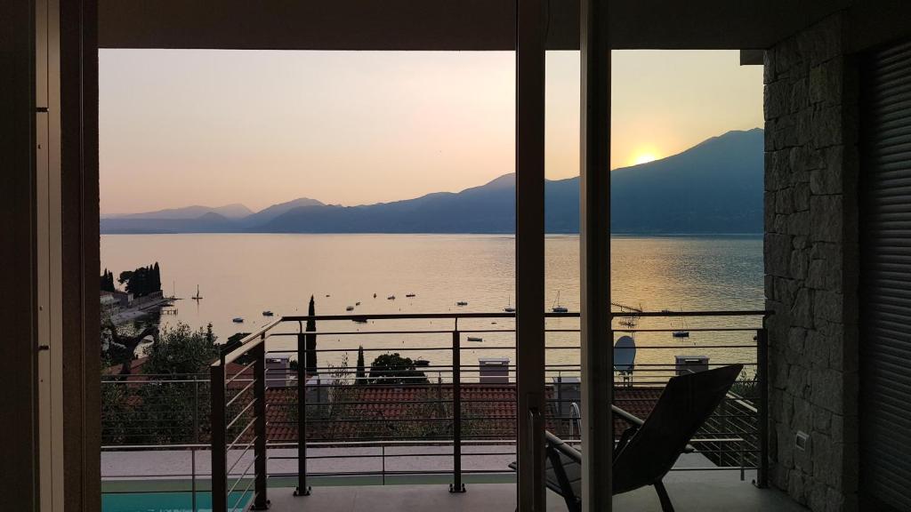 IL SOGNO 1 Piscina e vista lago - Casa De Un Dormitorio