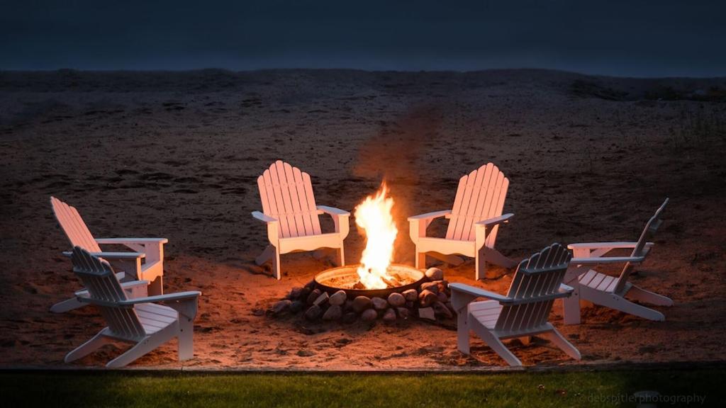 Sandy Shores, Redgranite (updated prices 2024)