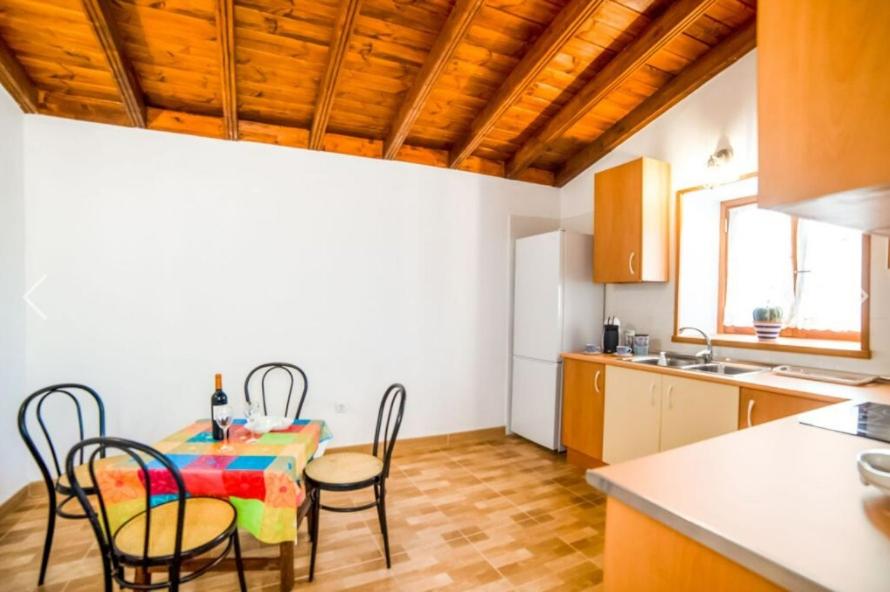 Kuchyňa alebo kuchynka v ubytovaní La casa del bisa