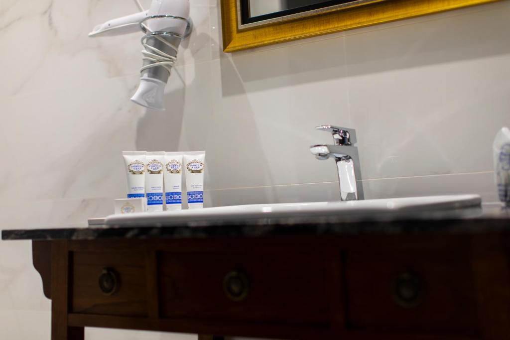 HOTEL JAVIER MONTERO - 10