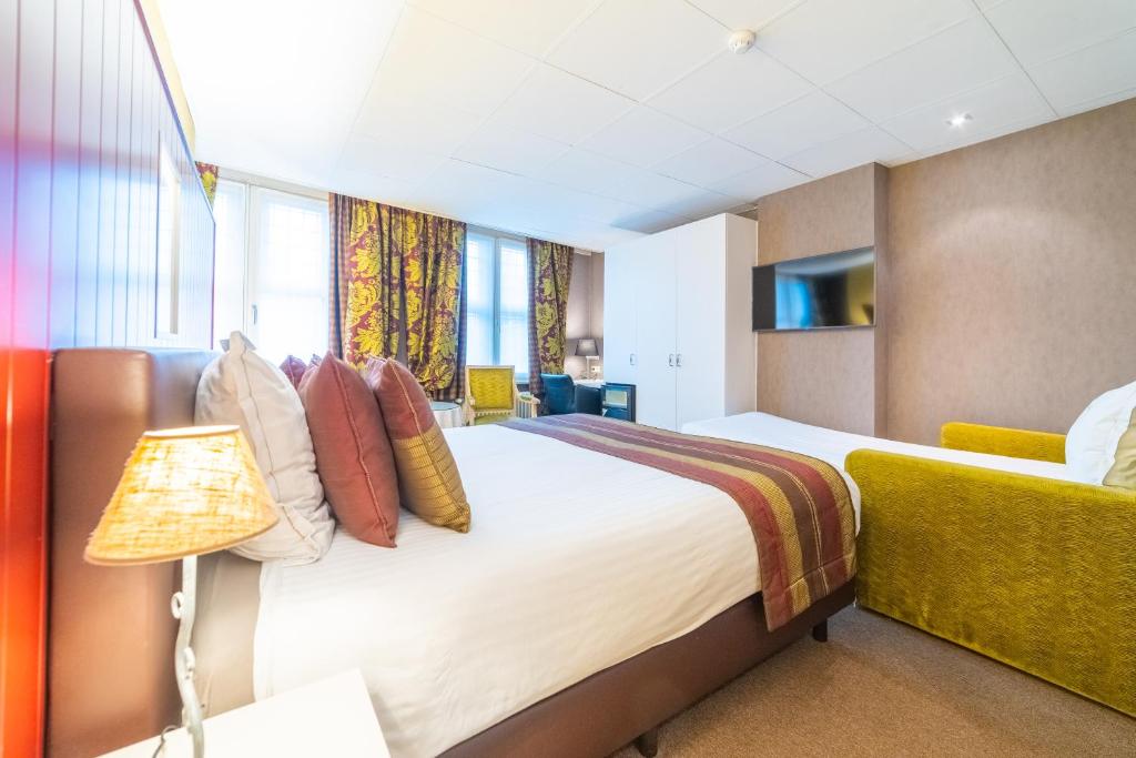 Hotel Het Gheestelic Hof by CW Hotel Collection - Resim 43