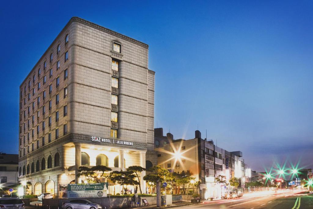 Gallery image of Staz Hotel Jeju Robero in Jeju