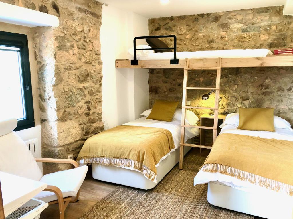 Tempat tidur susun dalam kamar di The Cliffs - Galleon Amieiro