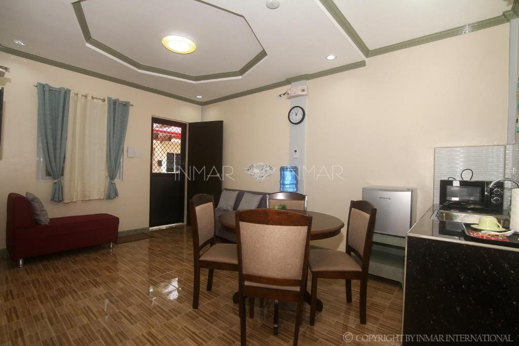 AJ Residences Apartelle - Wohnung Mit Gartenansicht