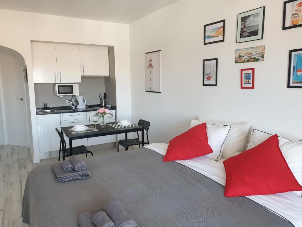 Cascais Ocean View 3 - Housity