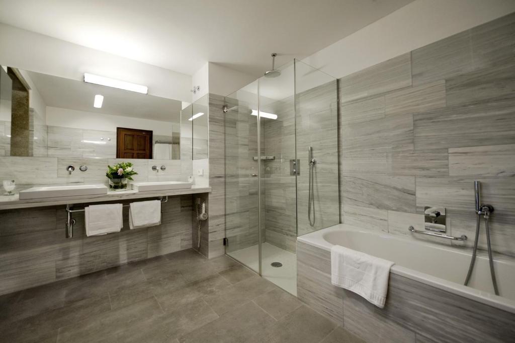 Parador de Santiago - Hostal Reis Catolicos - 19