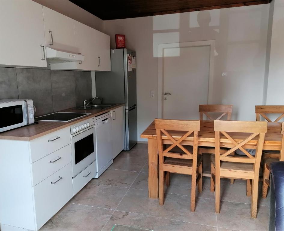 Kuchyň nebo kuchyňský kout v ubytování Cityhostel Wieselburg