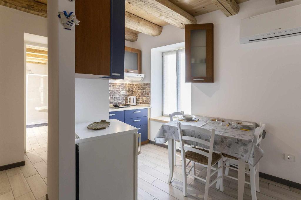 Kuchyň nebo kuchyňský kout v ubytování Agritur Horizon