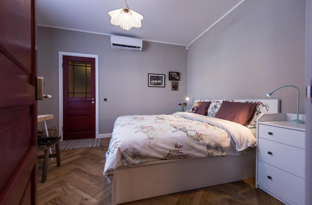 Postel nebo postele na pokoji v ubytování Emily