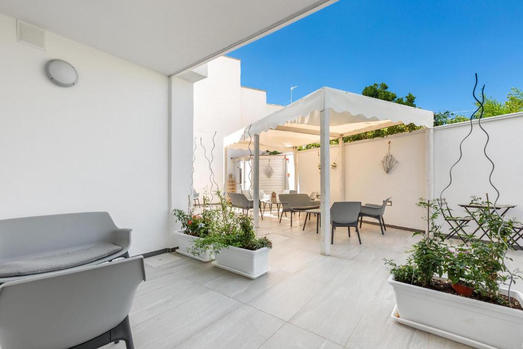 Posezení v ubytování Maresidence - il Residence sul mare a Torre Pali